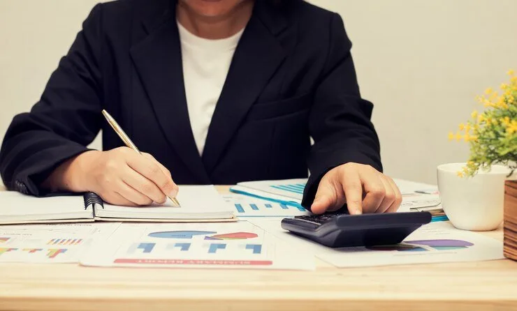 محاسب ضريبة القيمة المضافة